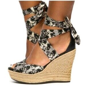 Ugg Australia Lucianna Espadrilles  Sandals Size 9 Wedge Black Gray Strappy